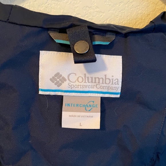 Columbia Omni-Tech Jacket - Picture 3 of 5